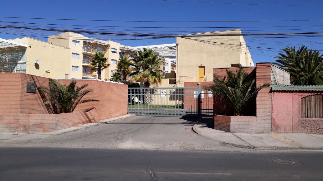 En venta departamento 2 dormitorios Condominio Las Palmas